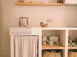 Estudio L'Oliveta by LohodiHomes