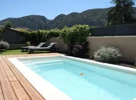 Villa avec piscine privative Maubec Luberon LS2-437