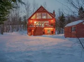 35 Hideaway - Mtn Views, Hot Tub, Game Room, Dogs Ok, 12 Mins to Sunday River