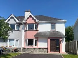 Convenient spacious 3 bedroom home in Kenmare town