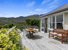 Belmont Beach House - Whangarei Heads Escape