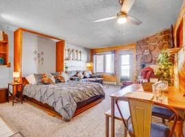 2 Mi to Granby Ranch Dog-Friendly Studio!