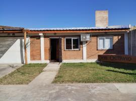 Casa quincho don Octavio，位于La Carrera的酒店