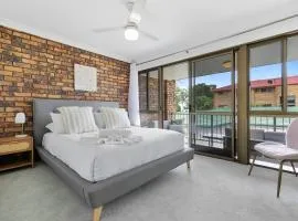 Banksia Beach Views!