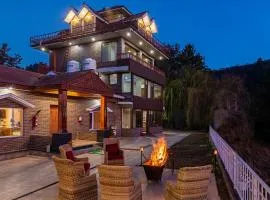 Alaya Stays Lafu House Hearth Room with Cabana Hill views