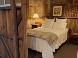 Charming 1-Bed Farm Cabin with Wood Fire