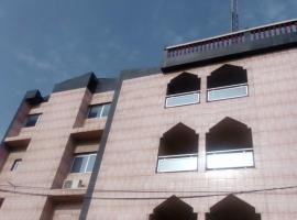 Hotel-Restaurant Bella Vida，位于洛美的酒店