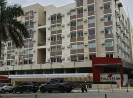 Miranda's Suites by Fullerton