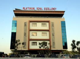 Platinum Royal Excellency，位于乌代浦达博克机场 - UDR附近的酒店