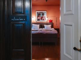 Köpmans Boutique Hotel & Bistro，位于赫加奈斯的酒店