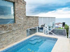 Amazing beach house with pool，位于Juan de Acosta的酒店