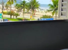 Apartamento Praia Grande VilaTupi frente p o mar