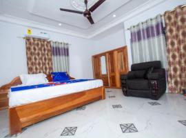 Yaa Asantewaa Inn，位于Ejisu的酒店