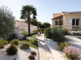 APPARTEMENT INDÉPENDANT 80M² DANS VILLA