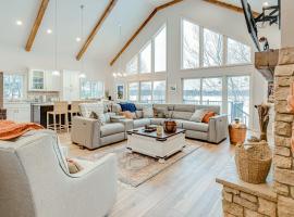 Lakefront Rhinelander Cottage with Private Dock!