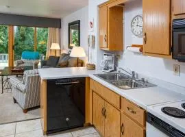 Peacefield at The Hilltop C-4 by Simple Life Rentals