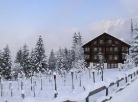 斯托巴赫班克里公寓