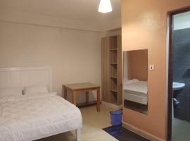 Panamark Bed n Breakfast，位于Embu的酒店