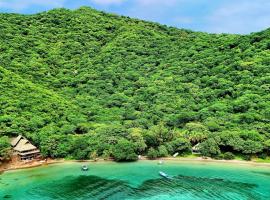 M HOSTEL Tayrona，位于圣玛尔塔的酒店