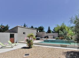 Beautiful Home In Montfavet