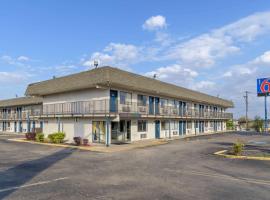 Home 6 Motel