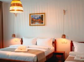 Bark Inn - Bed and Breakfast，位于布拉索夫的酒店