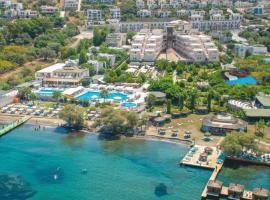 Golden Age Hotel Yalıkavak Bodrum，位于亚力卡瓦克的酒店