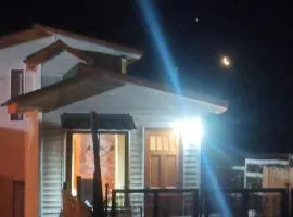 Cabaña vista hermosa frente al mar