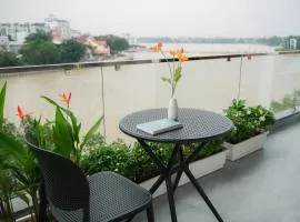 Như Ý Riverside Homestay