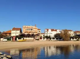 1 Bedroom Nice Apartment In Turanj