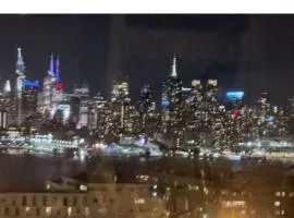 Spacious 3-bedroom Apartment Stunning Views NYC