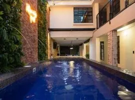 NOWA Provenza --Private Villa with Heated Pool & Spa