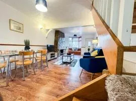 Sophisticated Windsor Cottage with Free Parking - Perfect for Relaxation