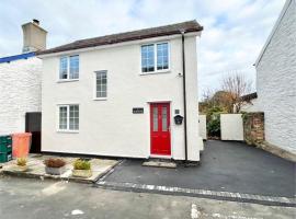 Cosy Cottage in Medieval Conwy with garden，位于康威的酒店