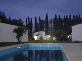 Posada Del Montañés Cabañas，位于马拉圭的酒店