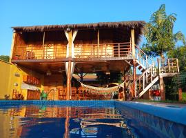 Cabañas Compartidas en Casa Quinta en Itá，位于Itauguá的酒店