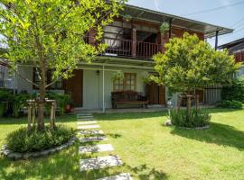 Baan Apak Wat Arun，位于Bangkok Noi的酒店