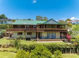 Serenity Hills - Mangonui Holiday Home