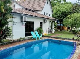 Afamosa private pool Villa1007 karaoke snuker，位于Kampong Ulu Pegoh的酒店