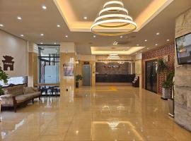 Jeonju Pungnam Family Hotel，位于全州市的酒店