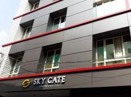 SKY GATE HOTEL Near Apollo Hospital Apollo Women's & Children's US Consulate Sankara Netralaya Goethe Institute PrestigePalladium BSNL Office TAJ Coromandal India Oil Bhavan Dr Mohan's Diabetics VAC Chennai