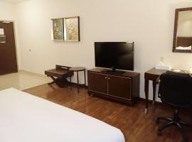 Days Inn & Suites by Wyndham Fort Saskatchewan，位于萨斯喀彻温堡的宾馆