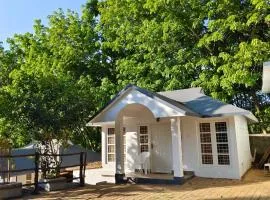 Warmlite Resort
