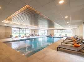 Hotel Base Camp Lodge - Albertville，位于阿尔贝维尔的酒店