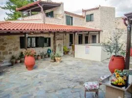 Pyrgou Villa with Shared Swimming pool