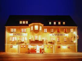 Hotel - Gasthof Spessarttor & Hotel Bergwiesen - Zimmer mit Balkon，位于劳尔的酒店