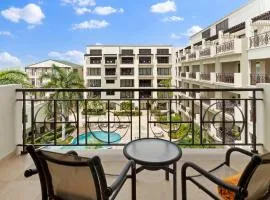 PC412 - Pool View - 1BR Perfect for Couples or Family - Close to Palm Beach - 1BR