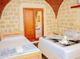 Tebtunis Hotel，位于Qaryat at Ta&lsquo;mīr as Siyāḩīyah的宠物友好酒店