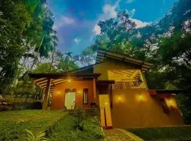 River's Edge Resort Sinharaja