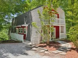 Southern Oak at Chalet Village - 5 Minutes from Gatlinburg and National Park